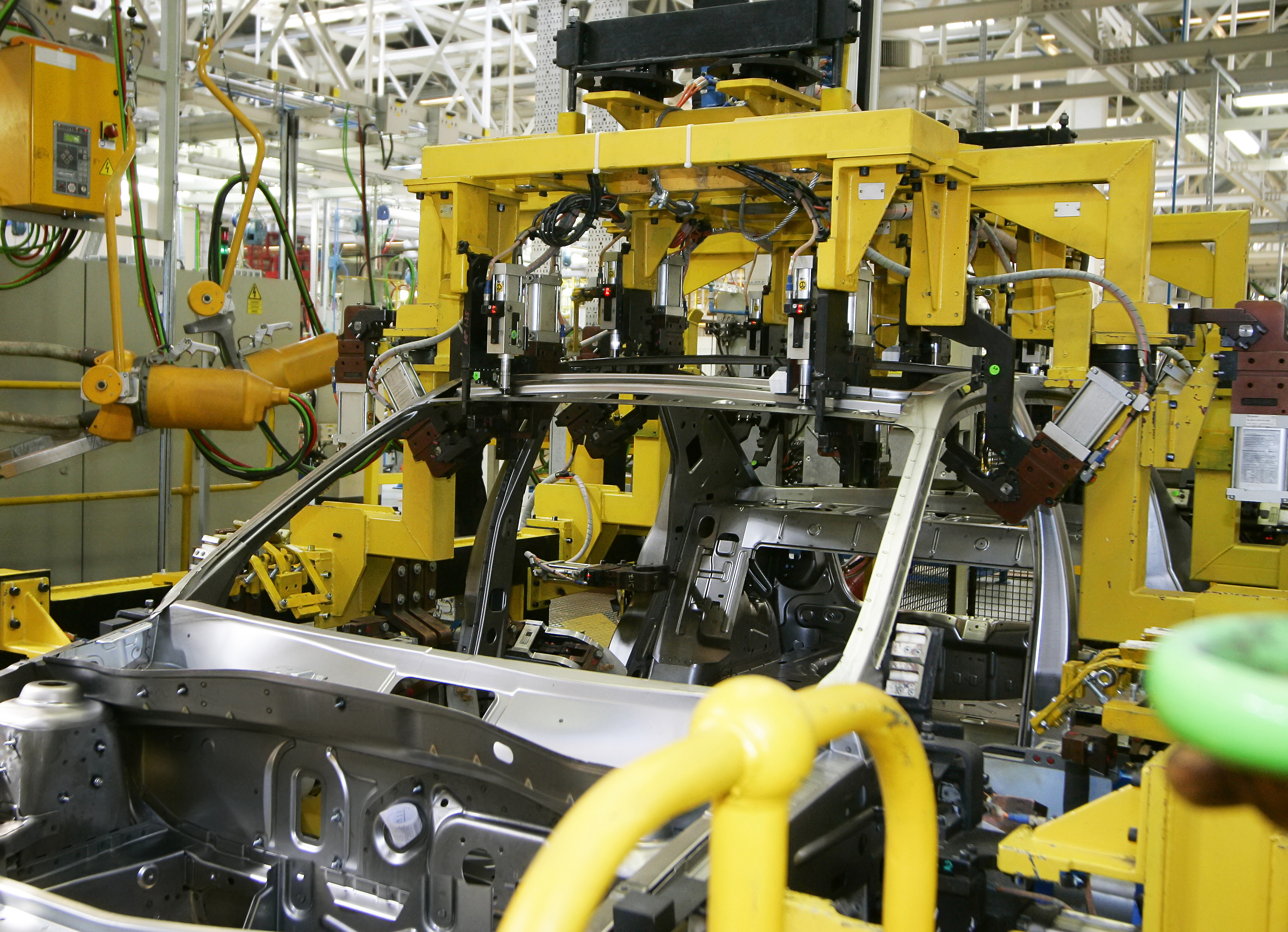 Najnowsze blogi firmy Wspieranie złożonych projektów za pomocą niezawodnych technologii polimerowych STP/SMP ukierunkowanych na zastosowanie